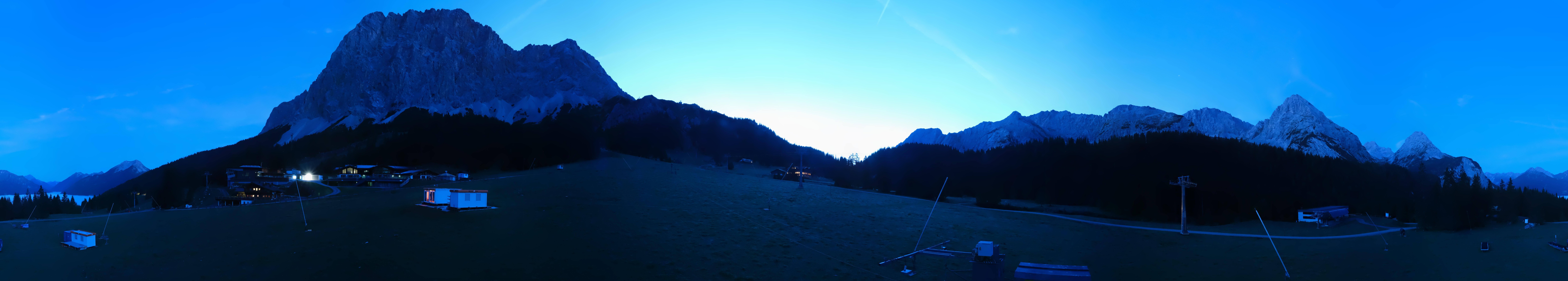 Archived image Webcam Panoramic view Ehrwalder Alm