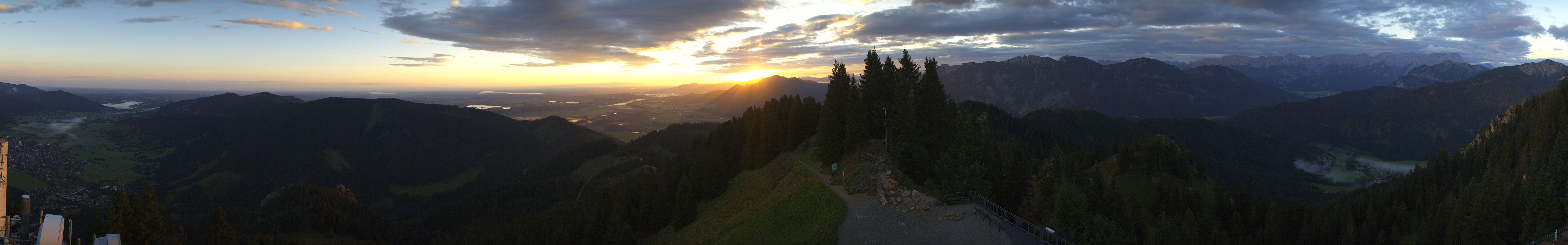 Archived image Webcam Oberammergau - Summit Mt. Laber