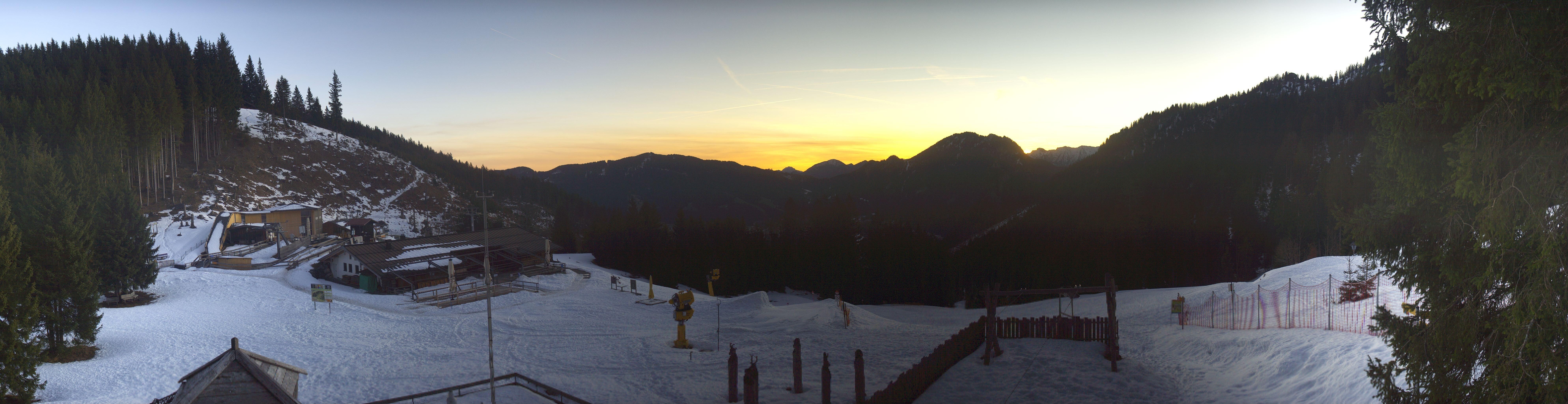 Archiv Foto Webcam Oberammergau - Kolbensattelhütte