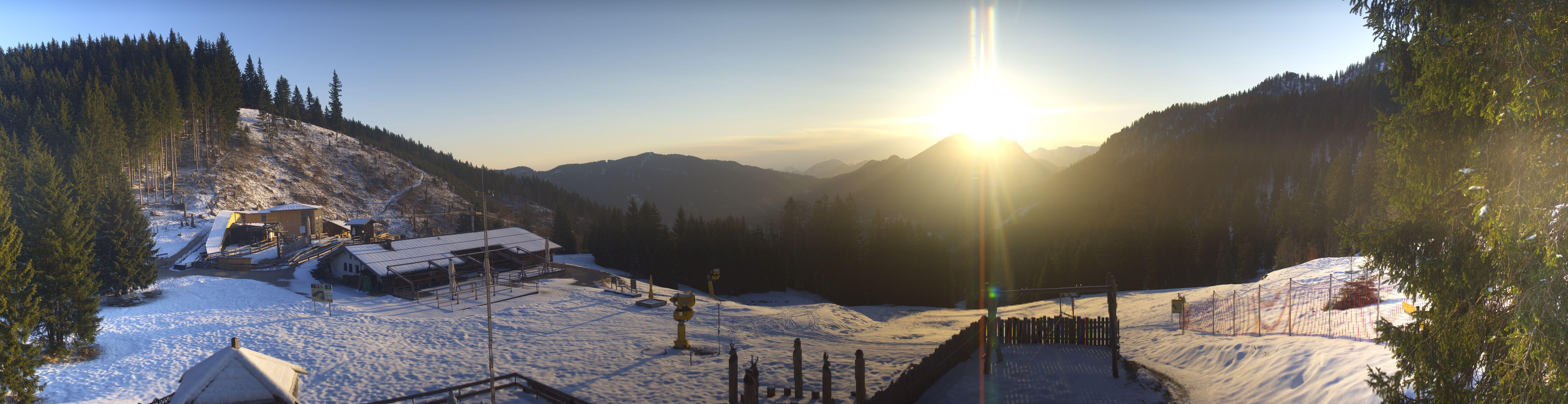 Archived image Webcam Oberammergau - Mountain hut Kolbensattel