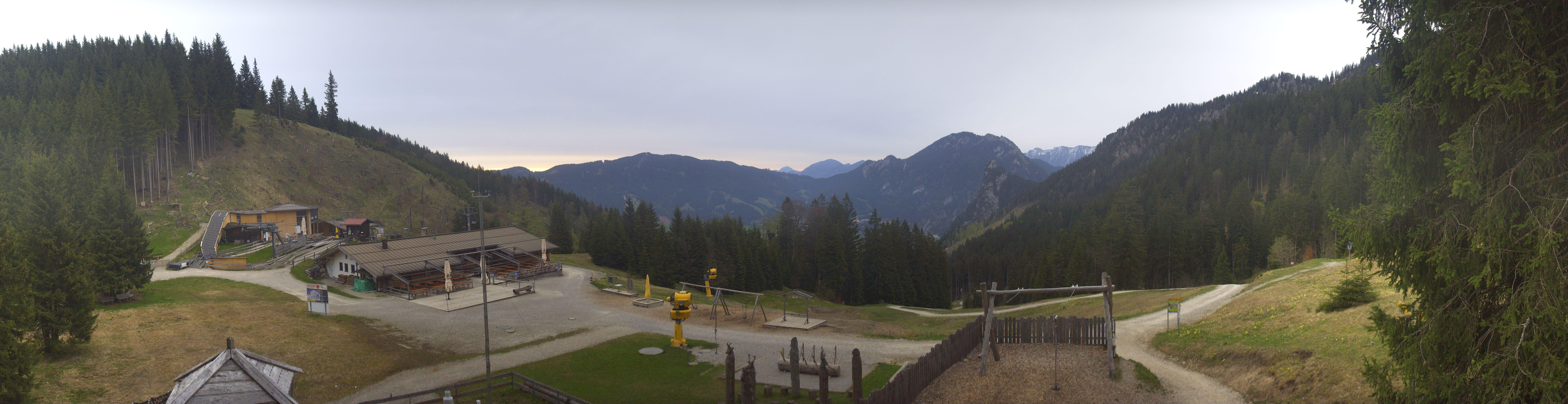 Archived image Webcam Oberammergau - Mountain hut Kolbensattel