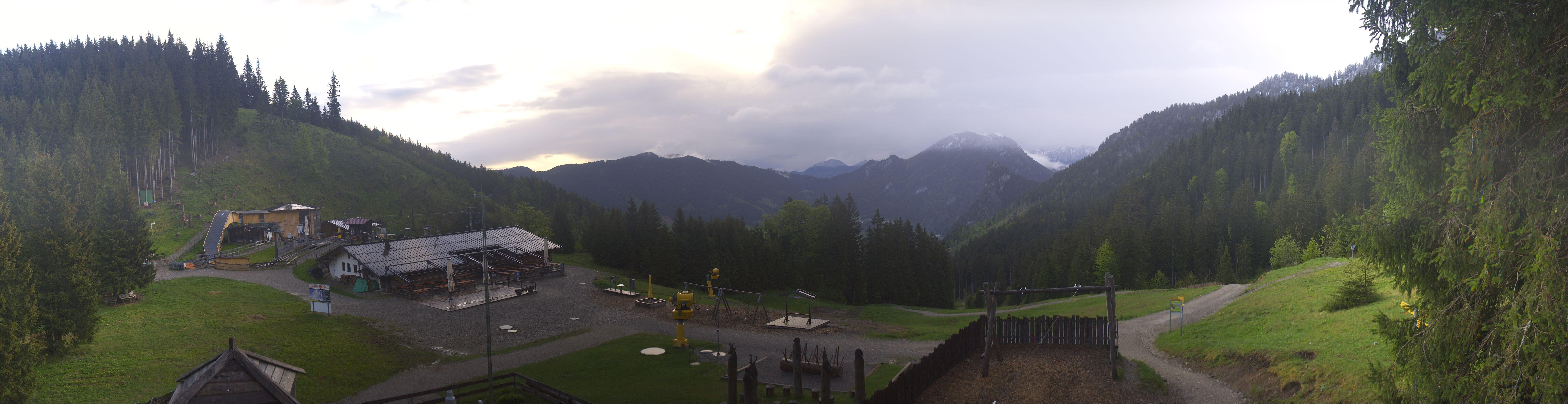Archived image Webcam Oberammergau - Mountain hut Kolbensattel