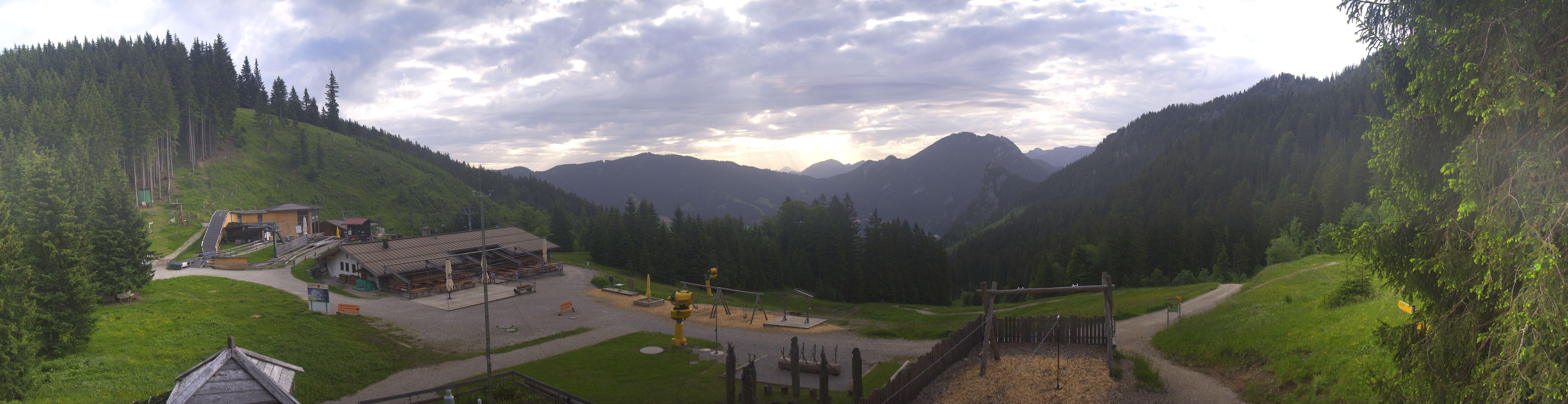 Archived image Webcam Oberammergau - Mountain hut Kolbensattel