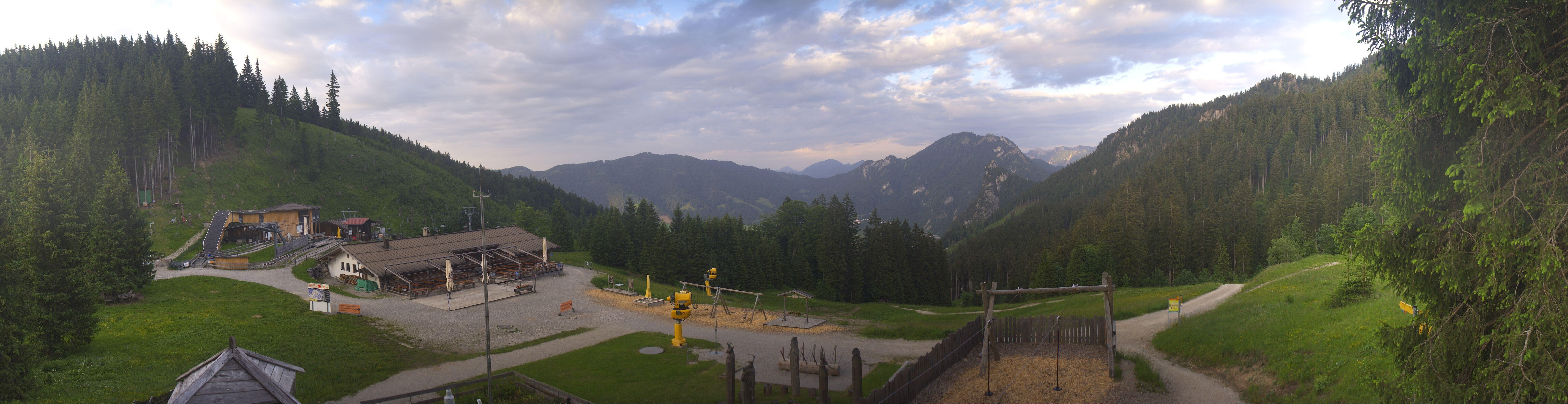 Archived image Webcam Oberammergau - Mountain hut Kolbensattel