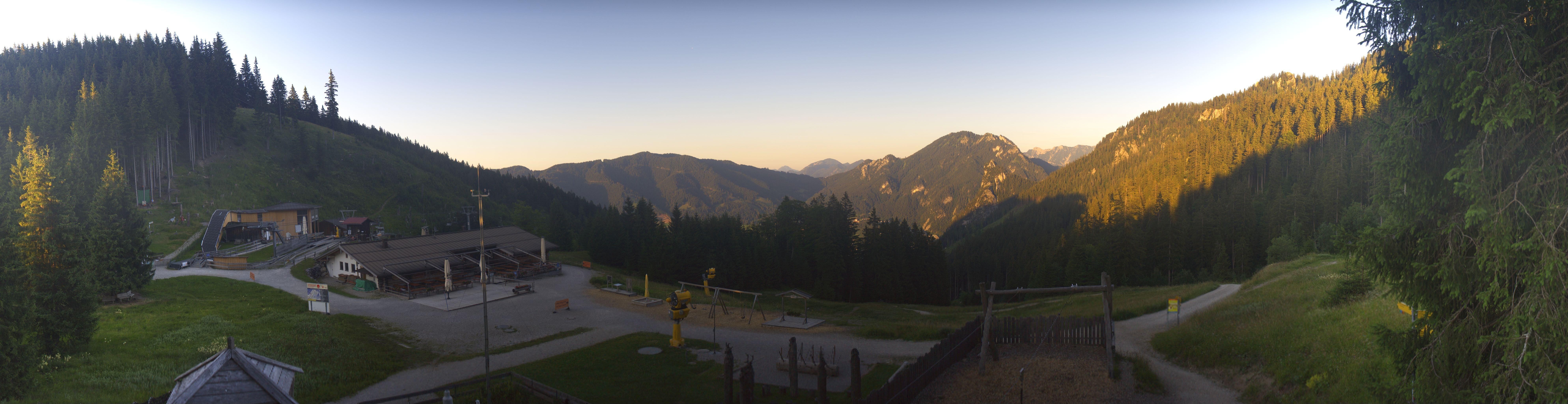 Archived image Webcam Oberammergau - Mountain hut Kolbensattel