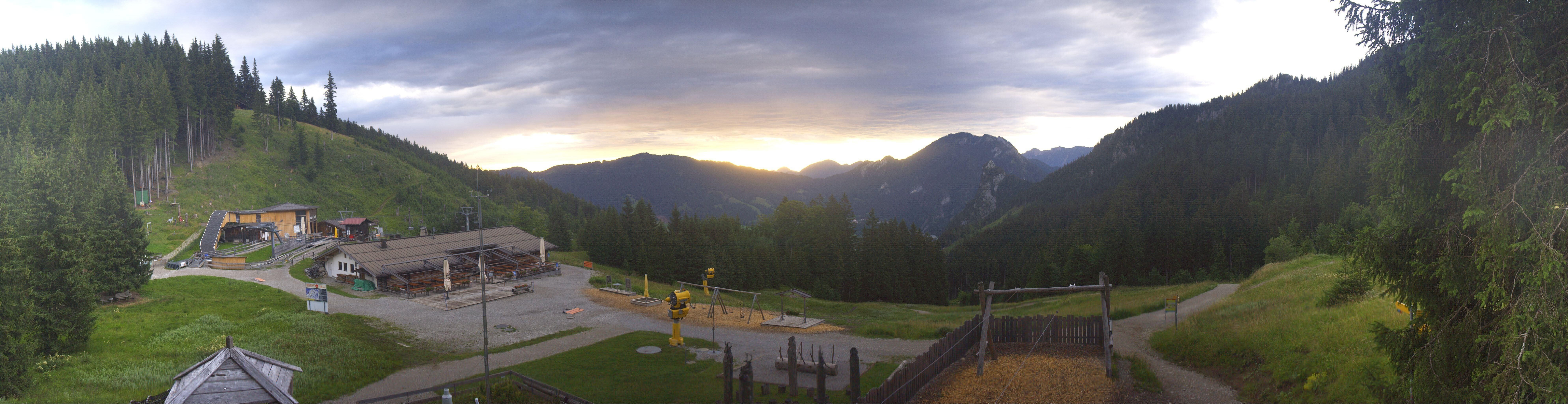 Archived image Webcam Oberammergau - Mountain hut Kolbensattel