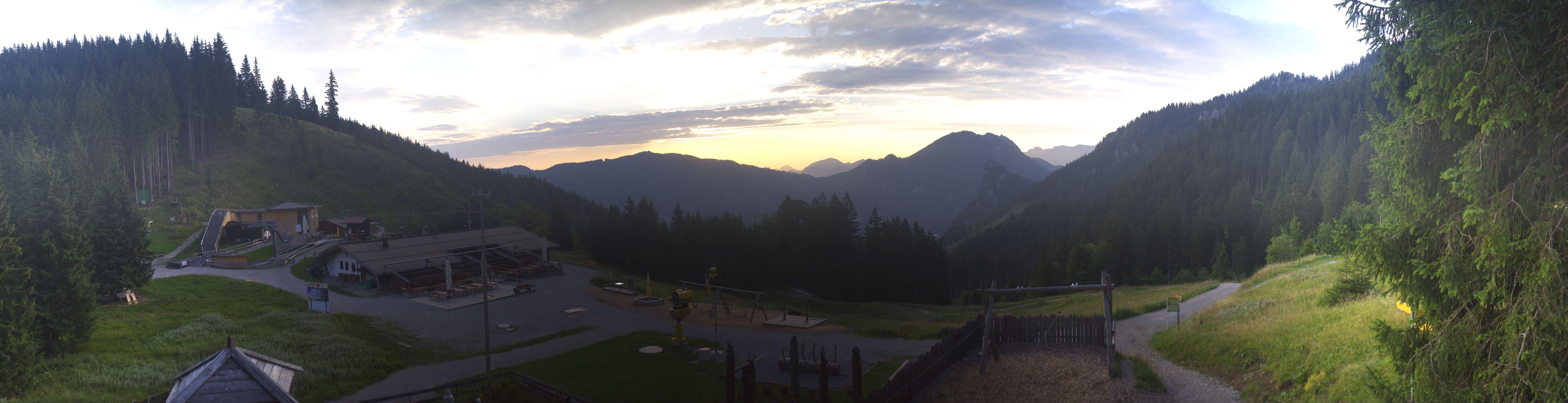 Archived image Webcam Oberammergau - Mountain hut Kolbensattel
