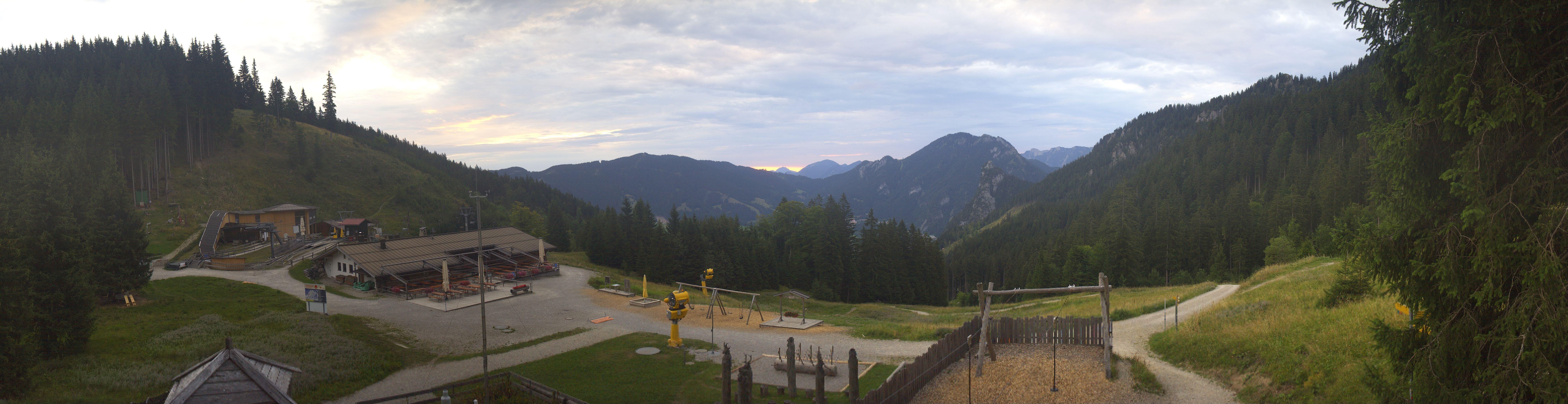 Archived image Webcam Oberammergau - Mountain hut Kolbensattel
