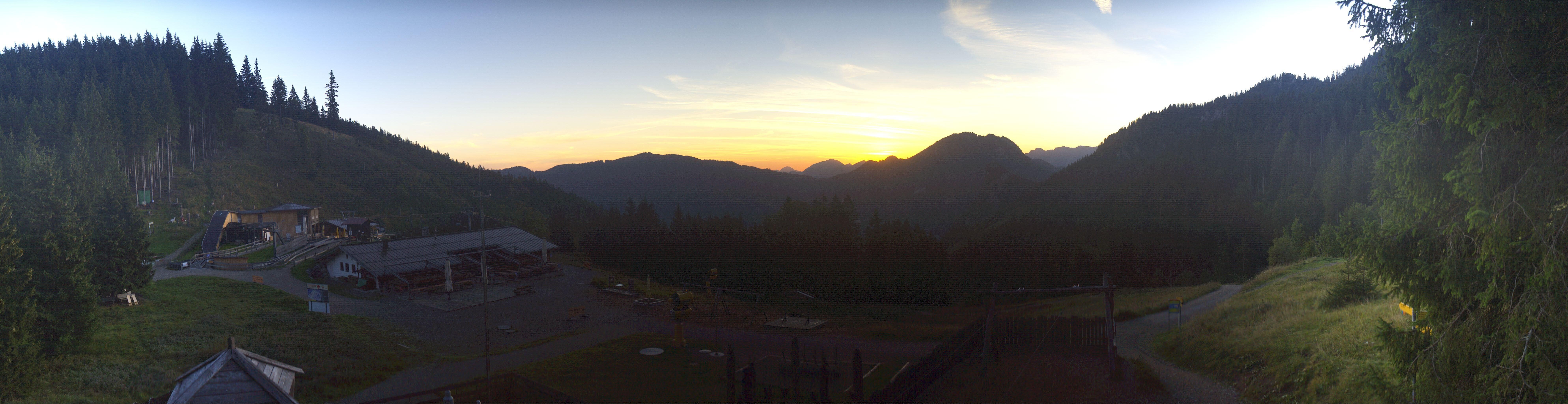 Archived image Webcam Oberammergau - Mountain hut Kolbensattel