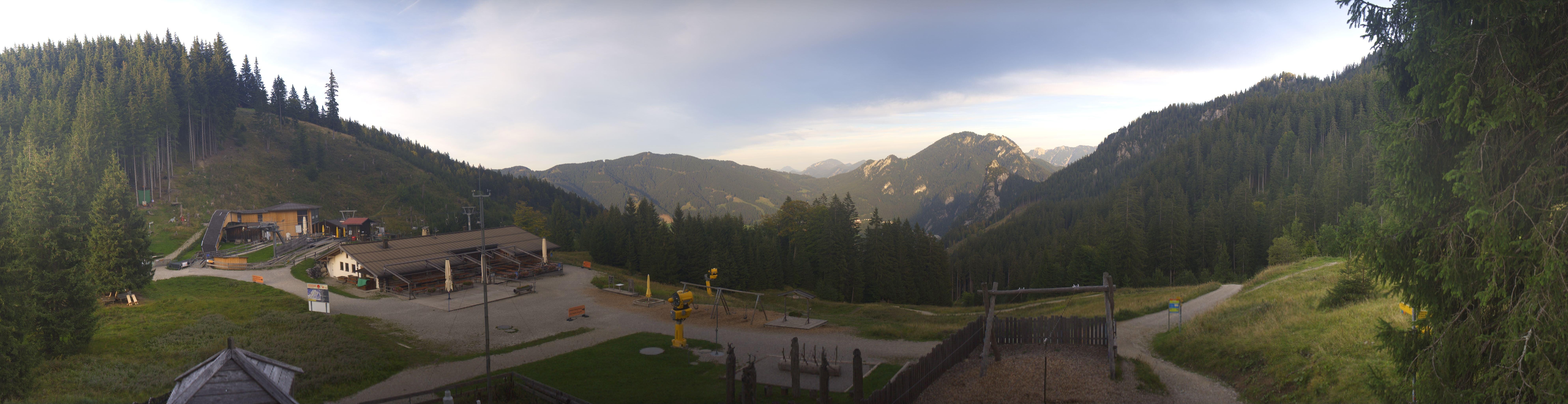 Archived image Webcam Oberammergau - Mountain hut Kolbensattel