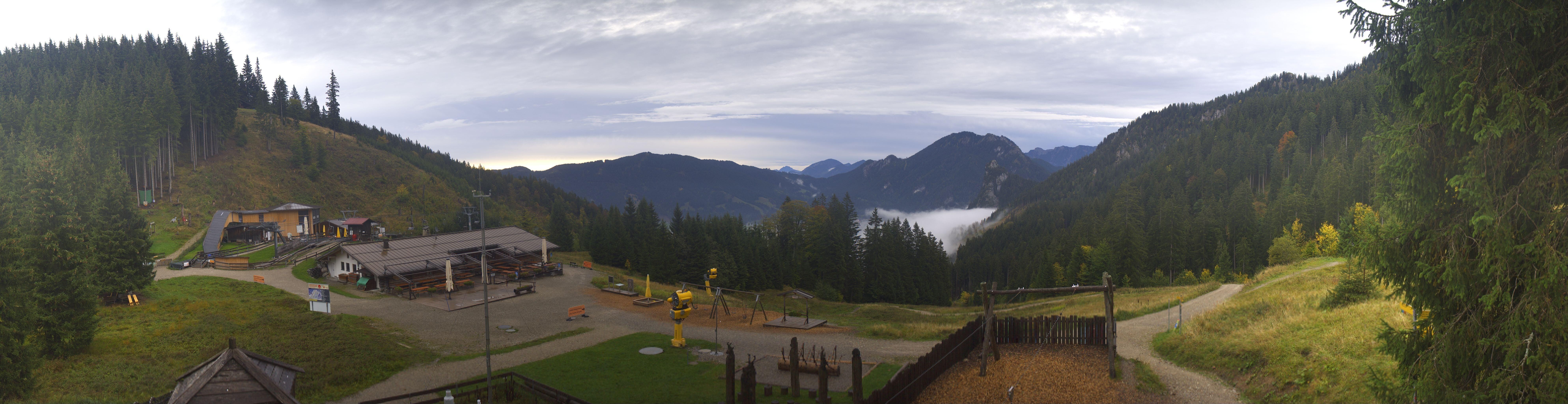 Archived image Webcam Oberammergau - Mountain hut Kolbensattel