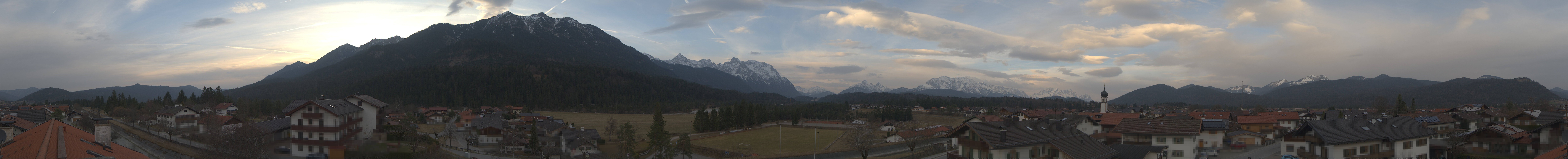 Archiv Foto Webcam Krün: Tourist-Information