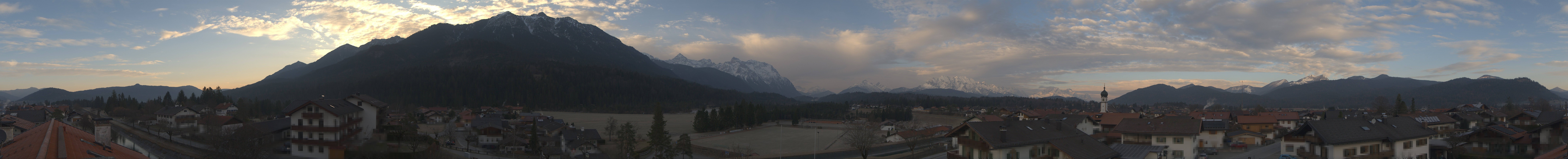 Archiv Foto Webcam Krün: Tourist-Information