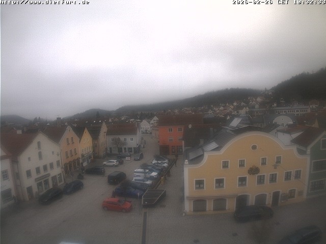 Archived image Webcam View over Dietfurt market square