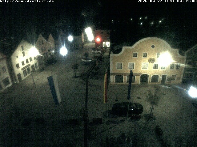 Archived image Webcam View over Dietfurt market square