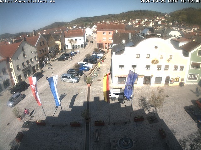 Archived image Webcam View over Dietfurt market square