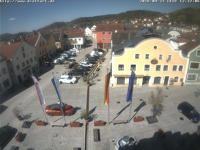 Archived image Webcam View over Dietfurt market square