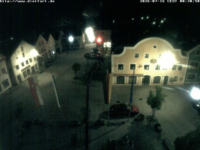Archived image Webcam View over Dietfurt market square