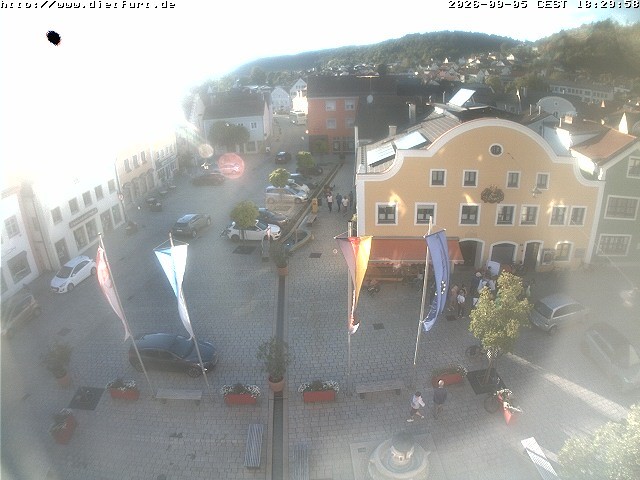 Archived image Webcam View over Dietfurt market square