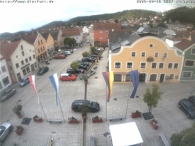 Archived image Webcam View over Dietfurt market square