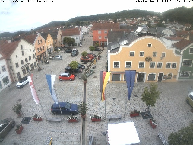 Archived image Webcam View over Dietfurt market square