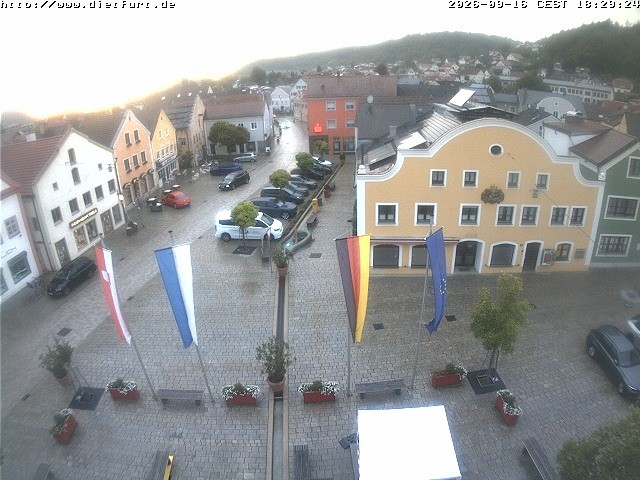 Archived image Webcam View over Dietfurt market square