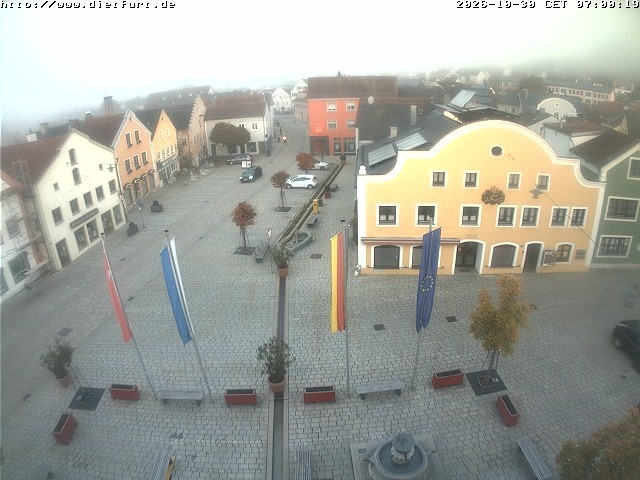Archived image Webcam View over Dietfurt market square