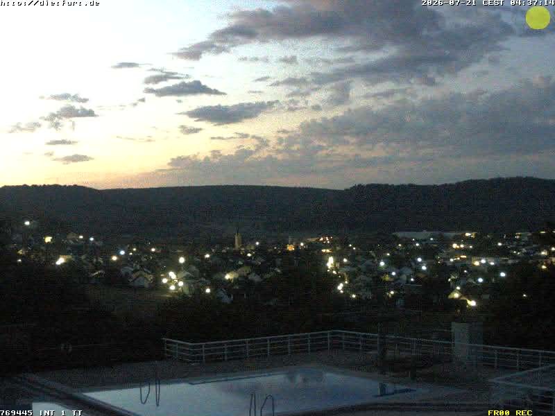 Archived image Webcam View over Dietfurt, Panorama pool