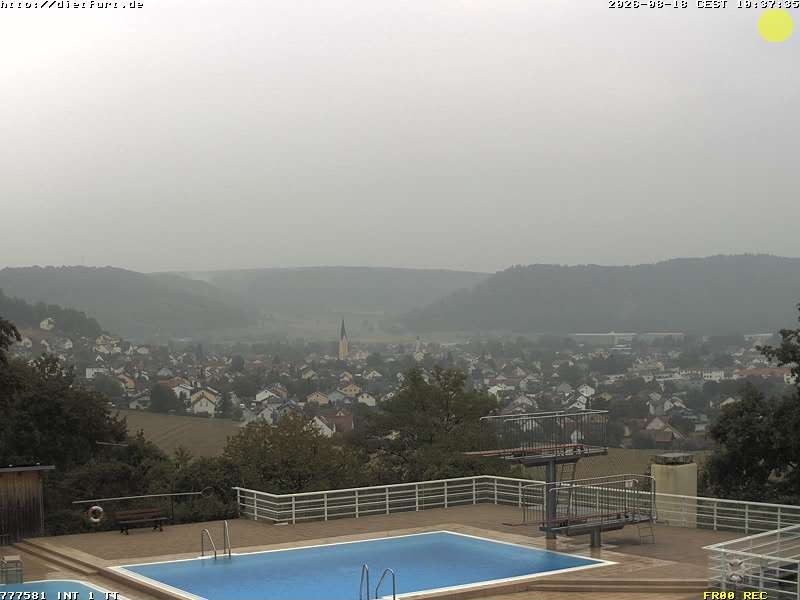 Archived image Webcam View over Dietfurt, Panorama pool