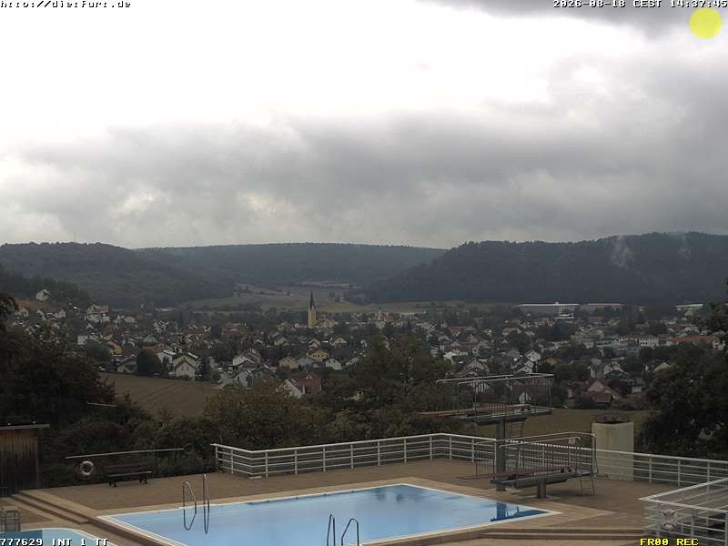 Archived image Webcam View over Dietfurt, Panorama pool