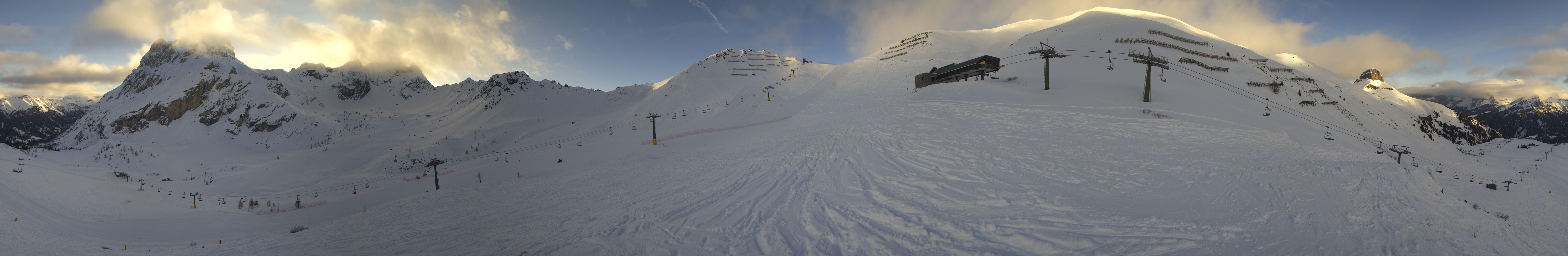 Archiv Foto Webcam Panorama Canazei - Ciampac, Fassatal