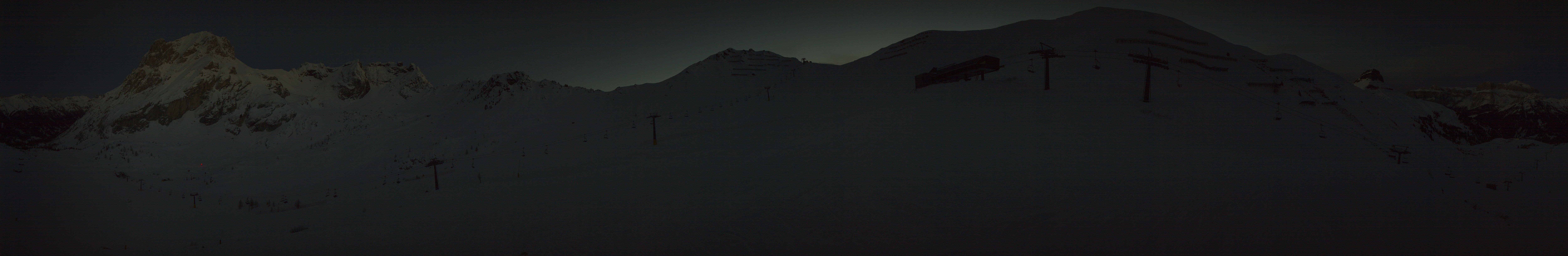 Archiv Foto Webcam Panorama Canazei - Ciampac, Fassatal