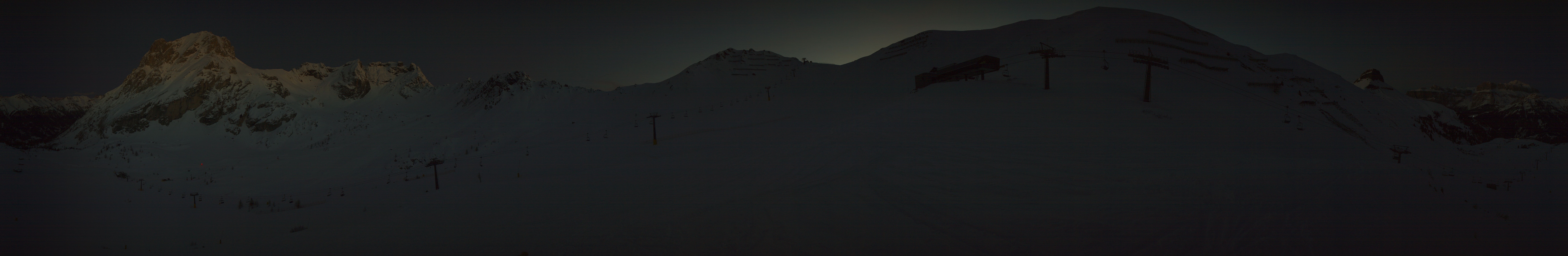 Archiv Foto Webcam Panorama Canazei - Ciampac, Fassatal