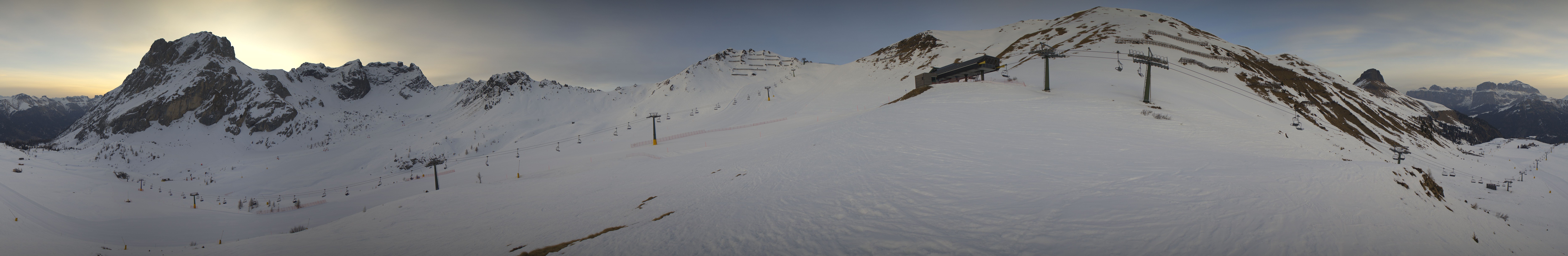 Archiv Foto Webcam Panorama Canazei - Ciampac, Fassatal