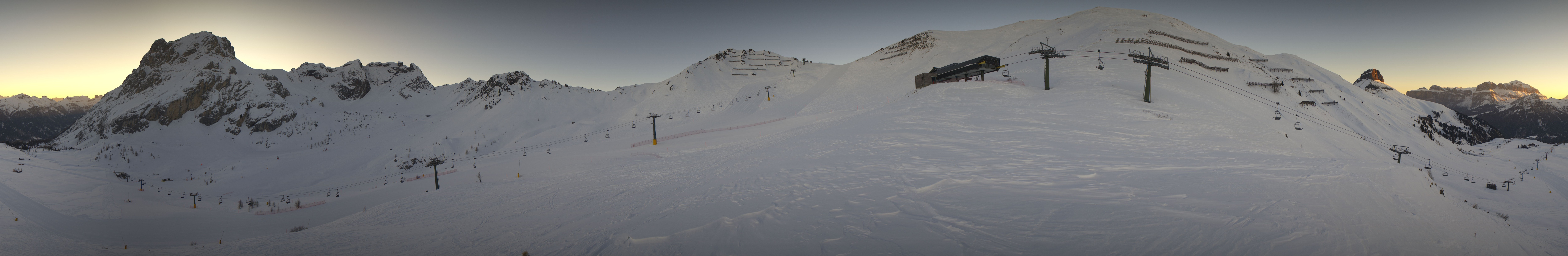 Archiv Foto Webcam Panorama Canazei - Ciampac, Fassatal