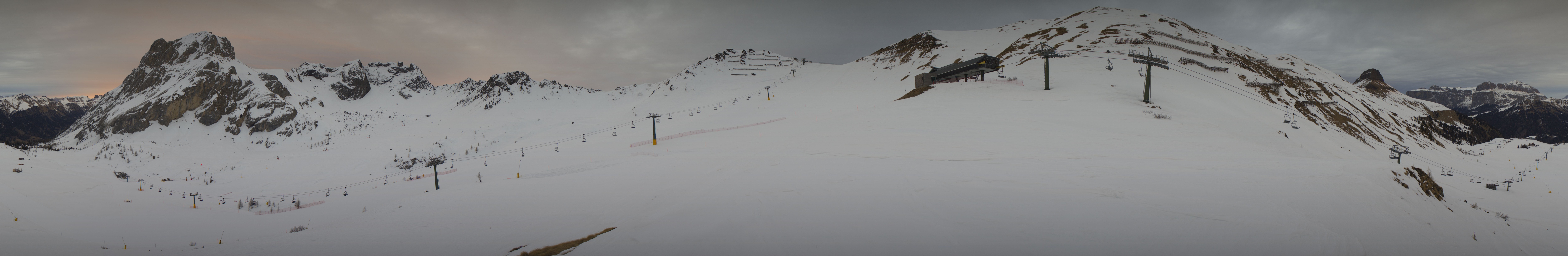 Archiv Foto Webcam Panorama Canazei - Ciampac, Fassatal