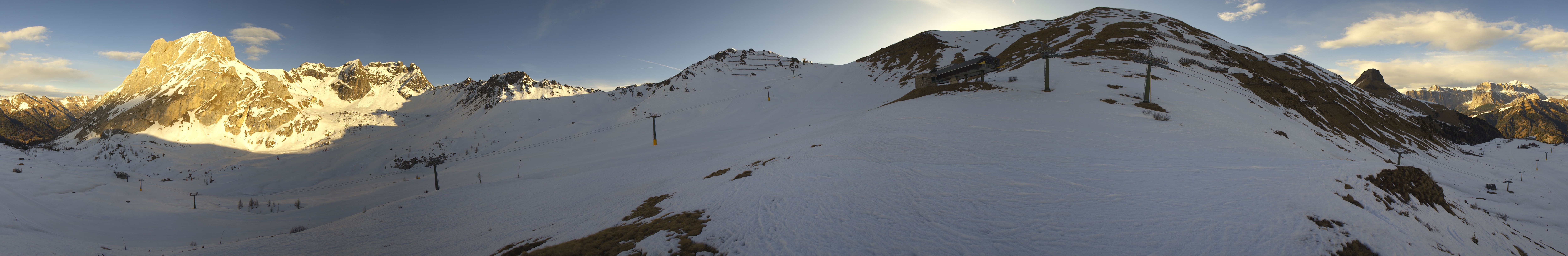 Archiv Foto Webcam Panorama Canazei - Ciampac, Fassatal