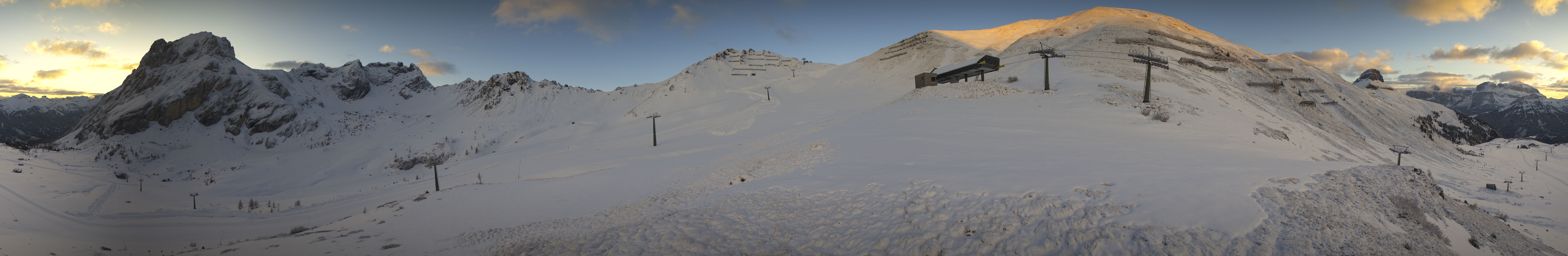 Archiv Foto Webcam Panorama Canazei - Ciampac, Fassatal