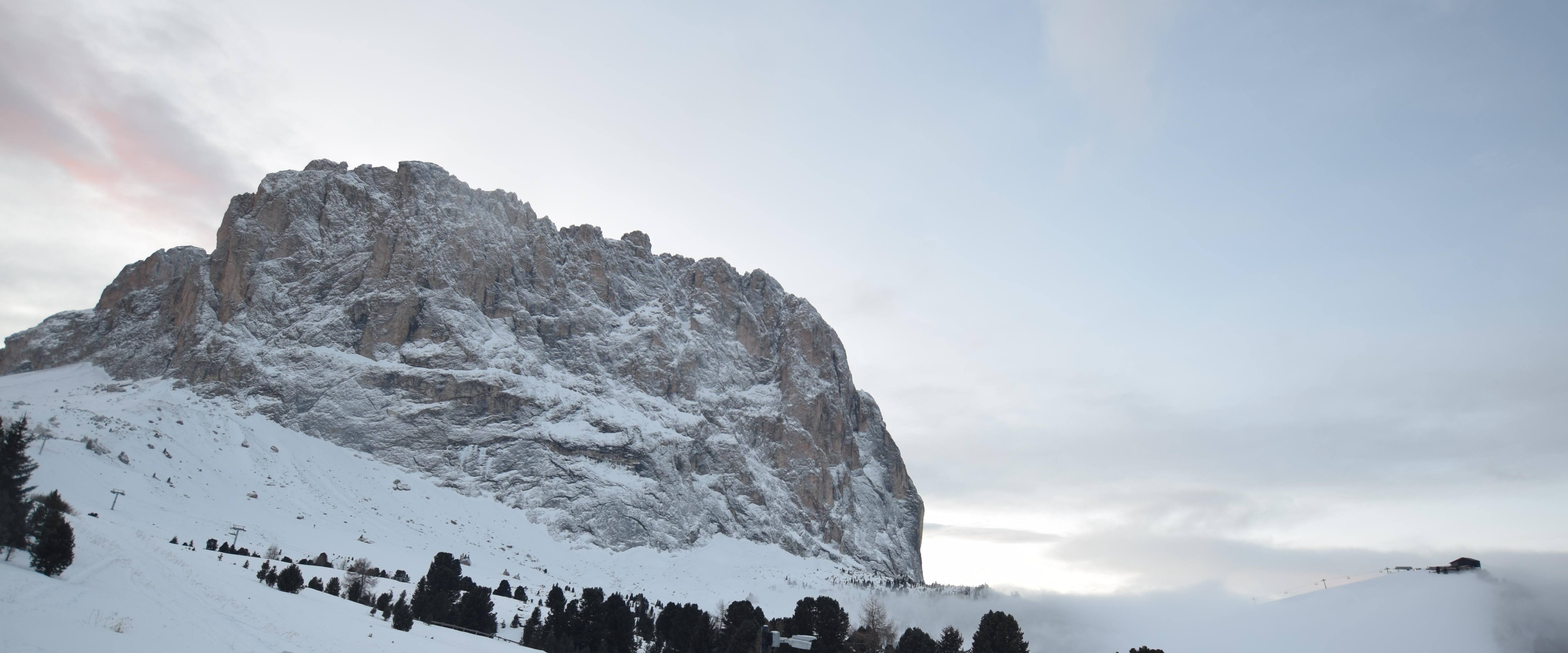 Archiv Foto Webcam Gipfel Langkofel, Berghotel Piz Seteur