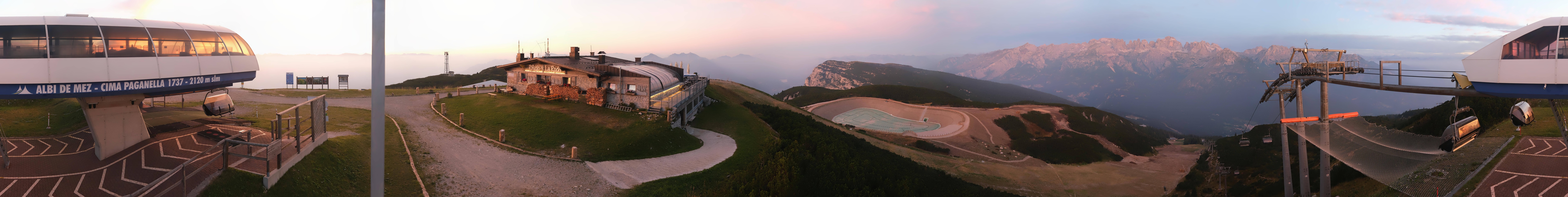 Archiv Foto Webcam Paganella Bergpanorama