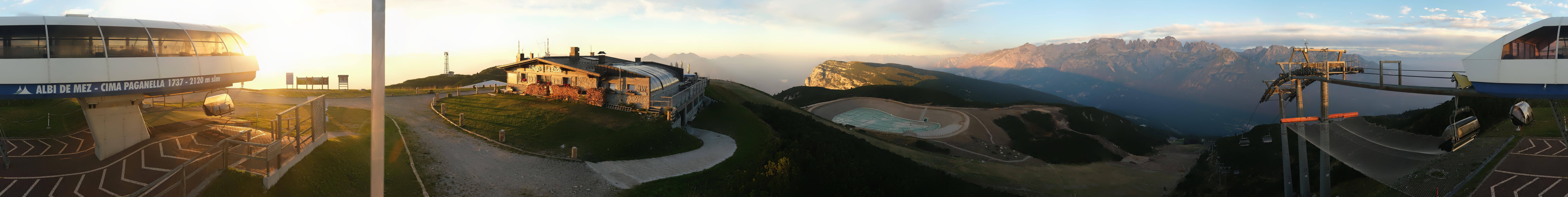Archiv Foto Webcam Paganella Bergpanorama