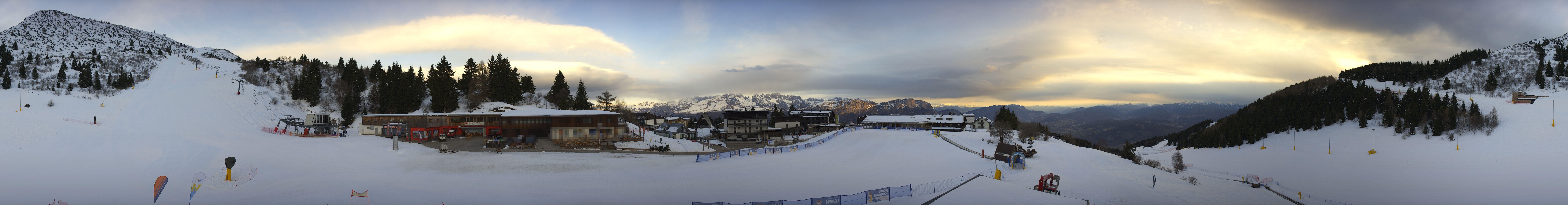 Archived image Webcam Panoramic view Monte Bondone