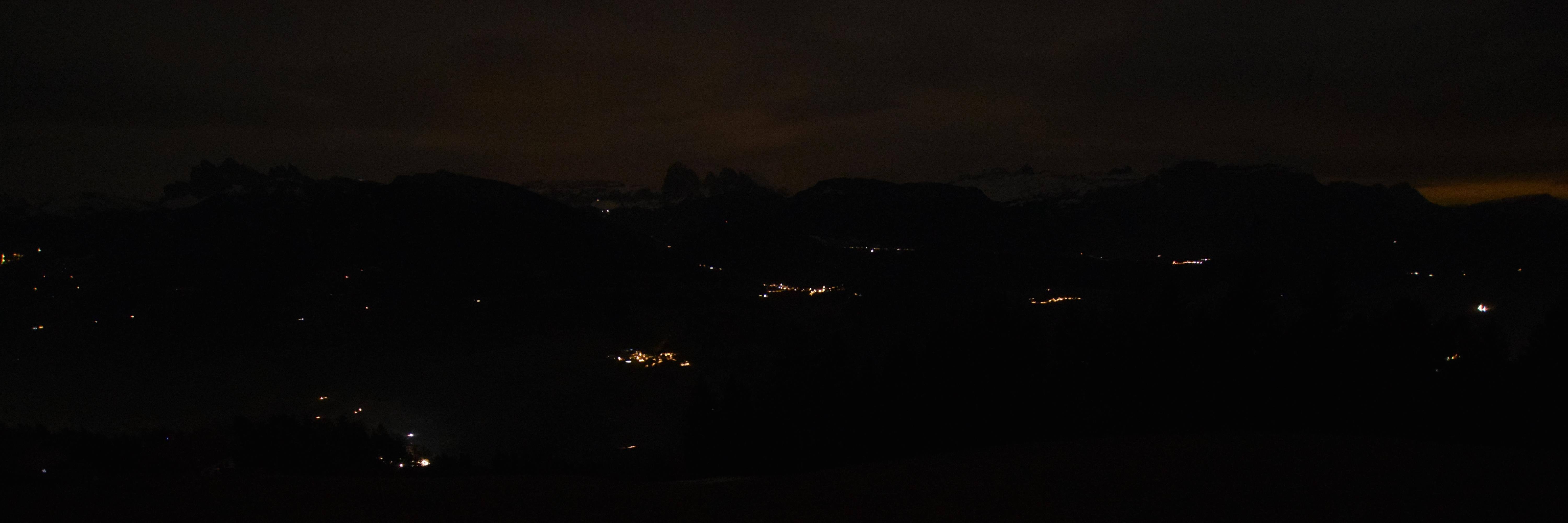 Archiv Foto Webcam Panoramablick Dolomiten