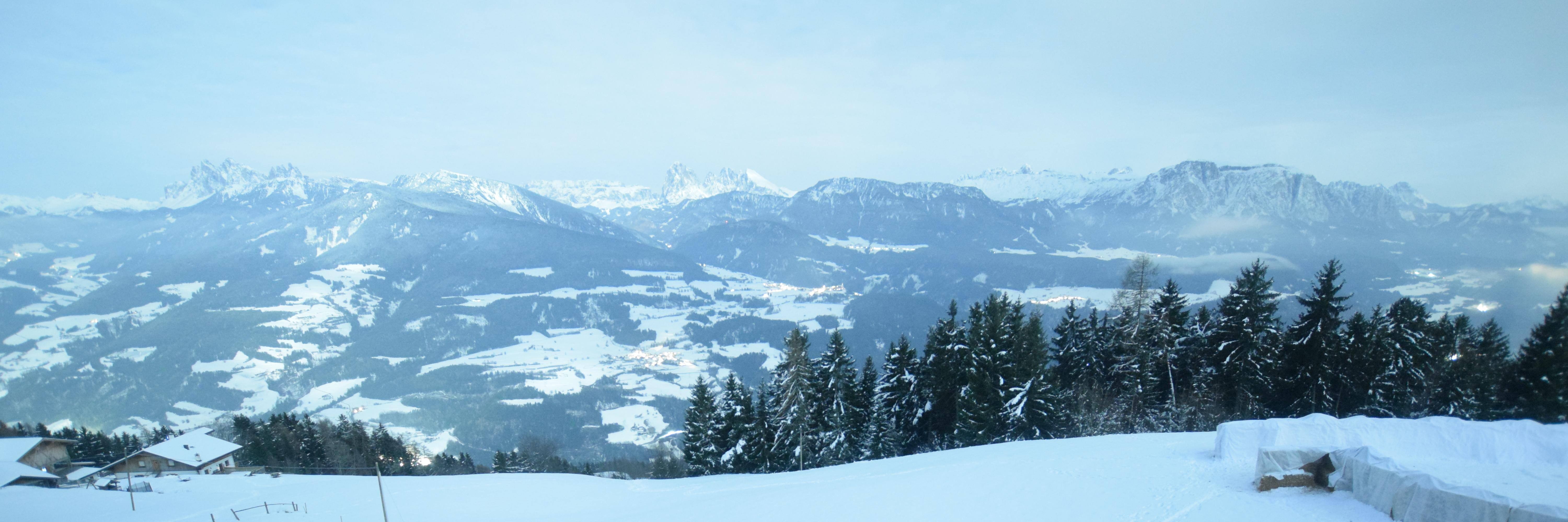 Archiv Foto Webcam Panoramablick Dolomiten