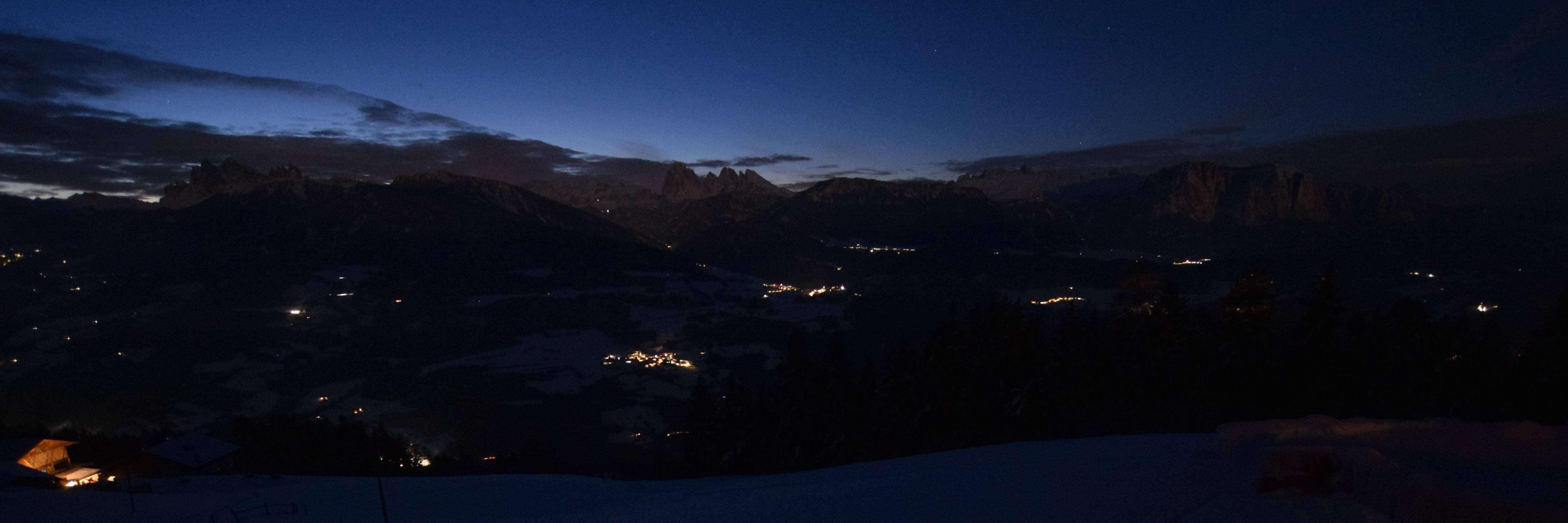 Archiv Foto Webcam Panoramablick Dolomiten