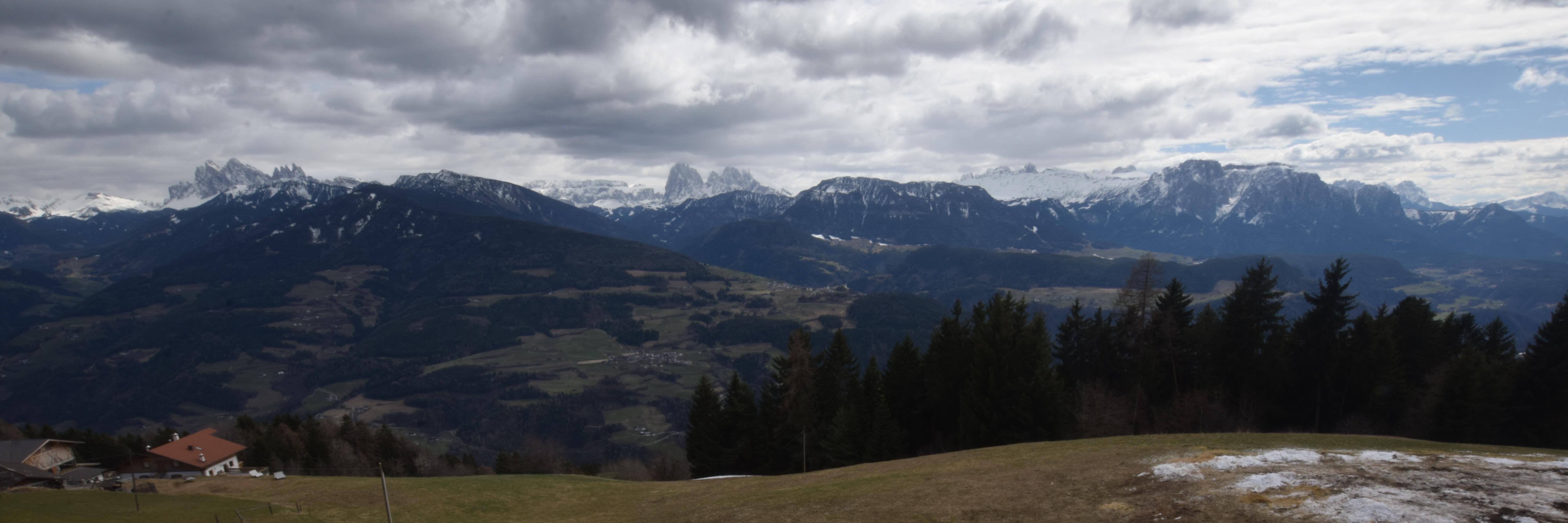 Archiv Foto Webcam Panoramablick Dolomiten