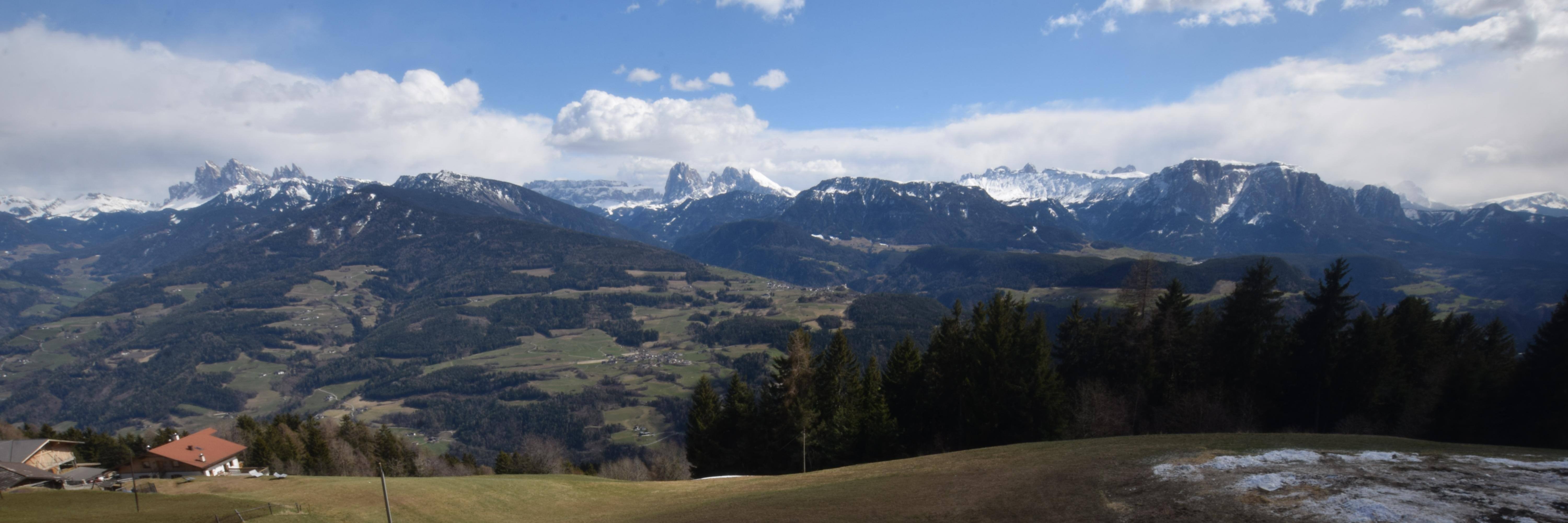 Archiv Foto Webcam Panoramablick Dolomiten