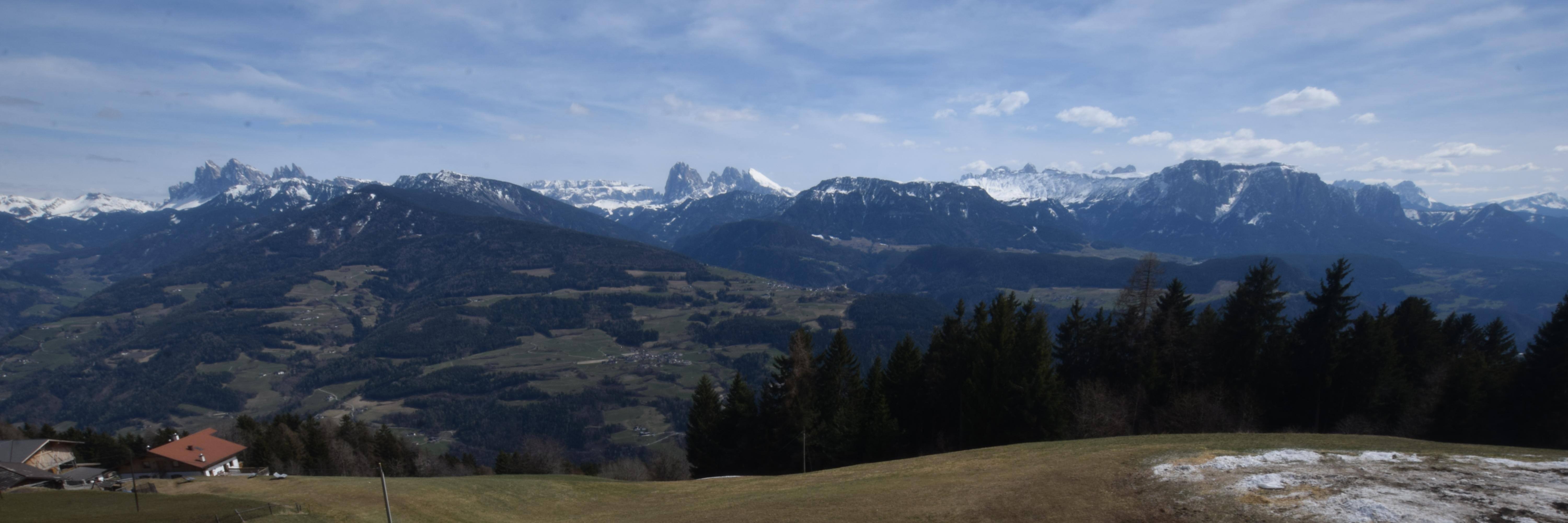 Archiv Foto Webcam Panoramablick Dolomiten