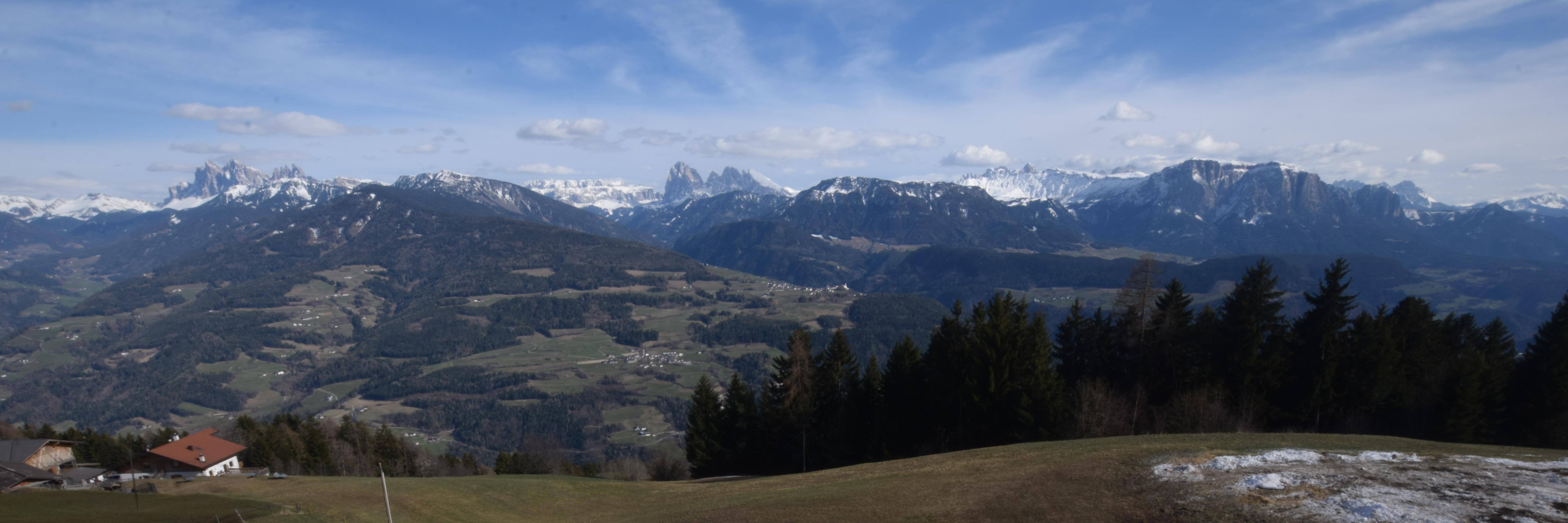 Archiv Foto Webcam Panoramablick Dolomiten