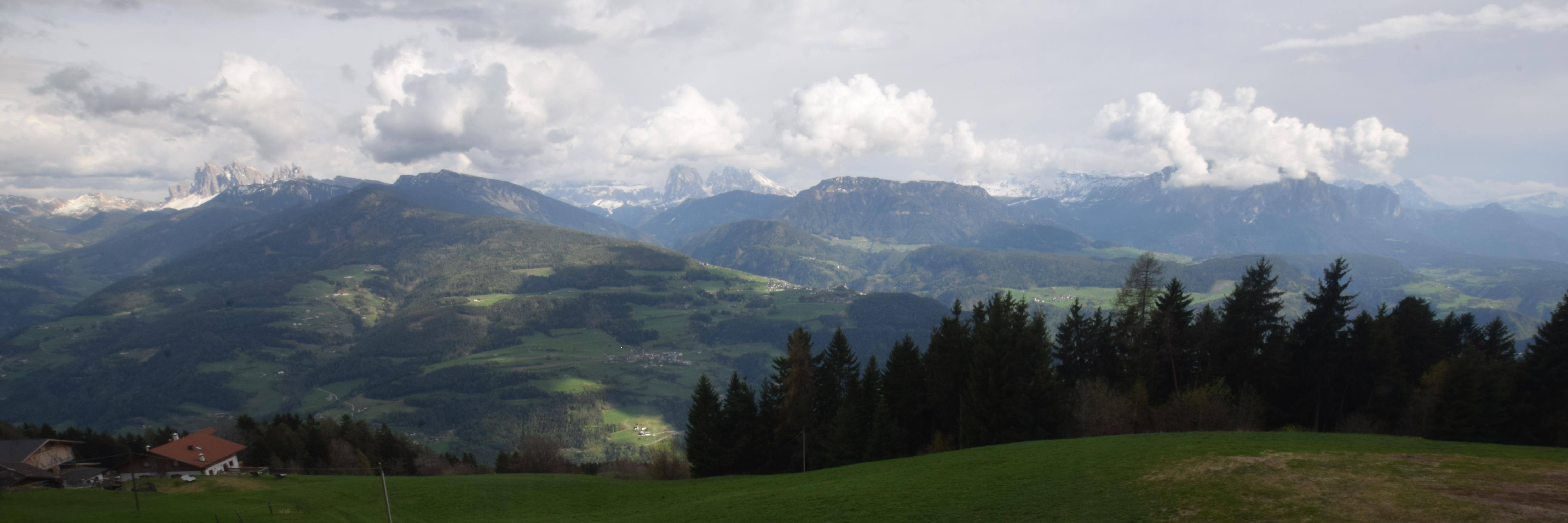 Archiv Foto Webcam Panoramablick Dolomiten